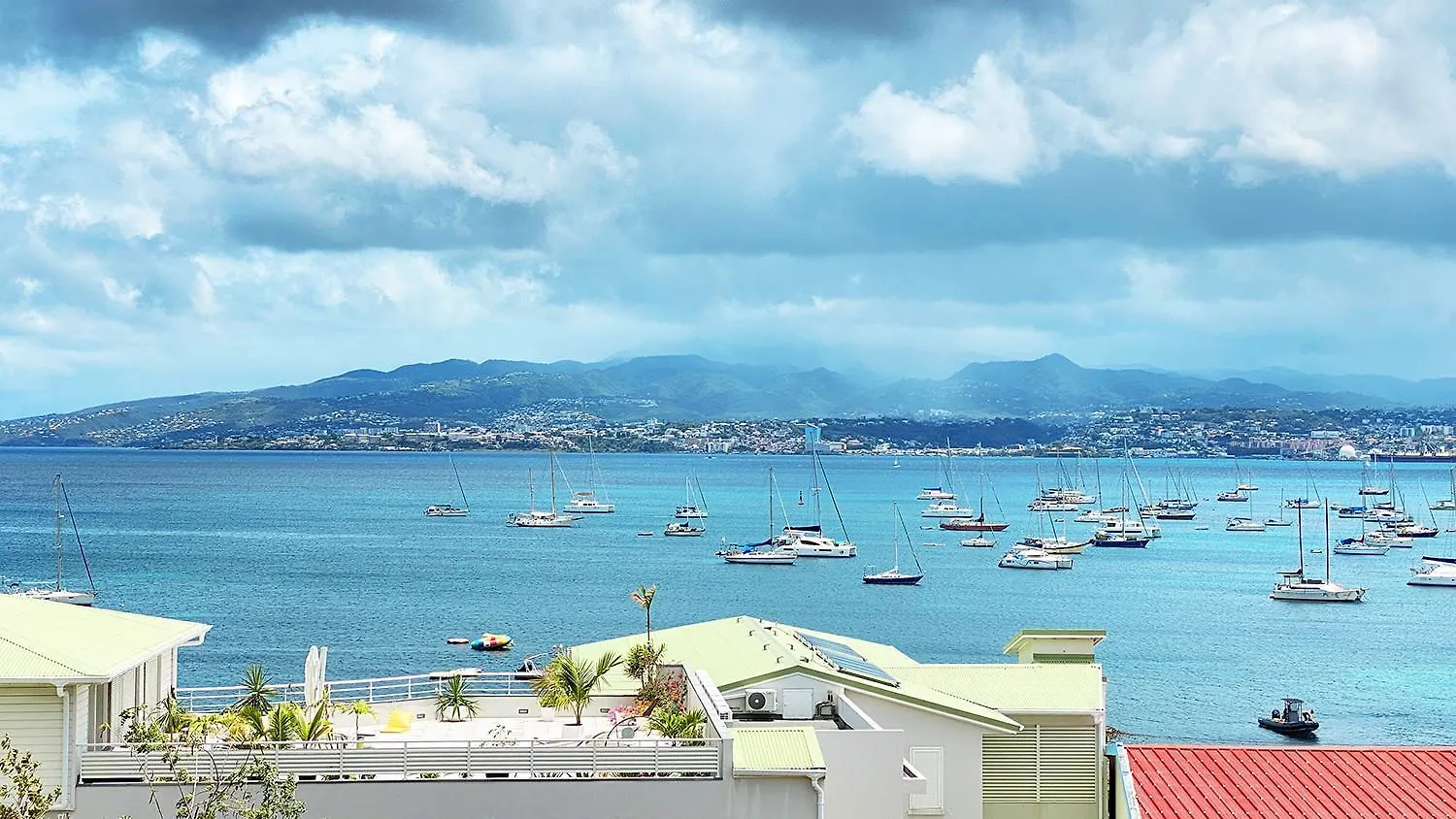 Atlantis, Magnifique T2, Vue Mer, Proche Plage, Anse Mitan Les Trois-Ilets